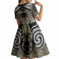Aotearoa Iwi Waikato Tainui Personalised Kid Short Sleeve Dress Maori Kowhaiwhai Pattern LT19 - Polynesian Pride