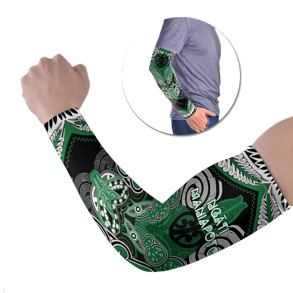 Aotearoa Iwi Ngati Maniapoto Personalised Arm Sleeves Maori Kowhaiwhai Pattern LT19 Set of 2 Green - Polynesian Pride