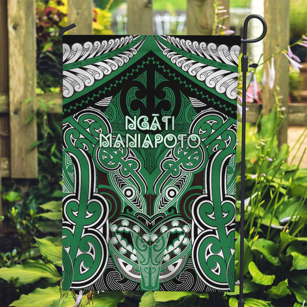 Aotearoa Iwi Ngati Maniapoto Garden Flag Maori Kowhaiwhai Pattern LT19 Garden Flag Green - Polynesian Pride