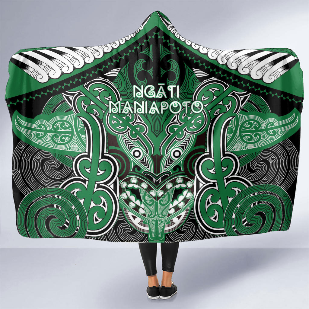 Aotearoa Iwi Ngati Maniapoto Hooded Blanket Maori Kowhaiwhai Pattern LT19 One Size Green - Polynesian Pride