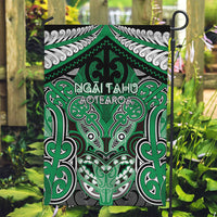Aotearoa Iwi Ngai Tahu Garden Flag Maori Kowhaiwhai Pattern LT19 Garden Flag Green - Polynesian Pride