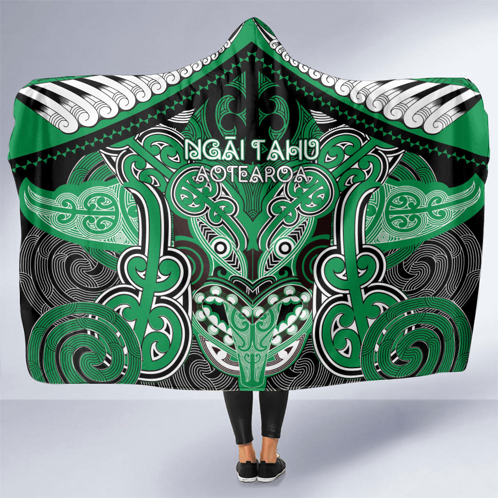 Aotearoa Iwi Ngai Tahu Hooded Blanket Maori Kowhaiwhai Pattern LT19 One Size Green - Polynesian Pride