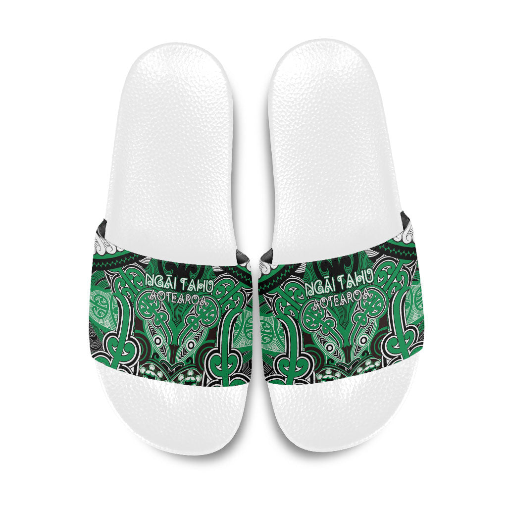 Aotearoa Iwi Ngai Tahu Slide Sandals Maori Kowhaiwhai Pattern LT19 Green - Polynesian Pride