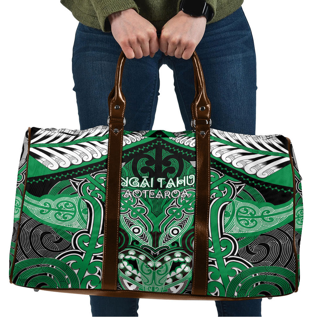 Aotearoa Iwi Ngai Tahu Travel Bag Maori Kowhaiwhai Pattern LT19 Green - Polynesian Pride