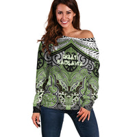 Aotearoa Iwi Ngati Raukawa Personalised Off Shoulder Sweater Maori Kowhaiwhai Pattern LT19 Women Green - Polynesian Pride
