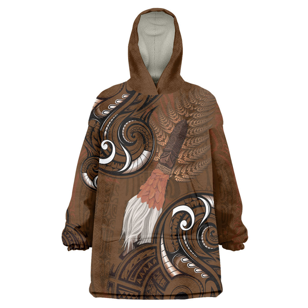 New Zealand Taiaha Wearable Blanket Hoodie Maori Weapon Silver Fern Maori Pattern LT22 One Size Brown - Polynesian Pride