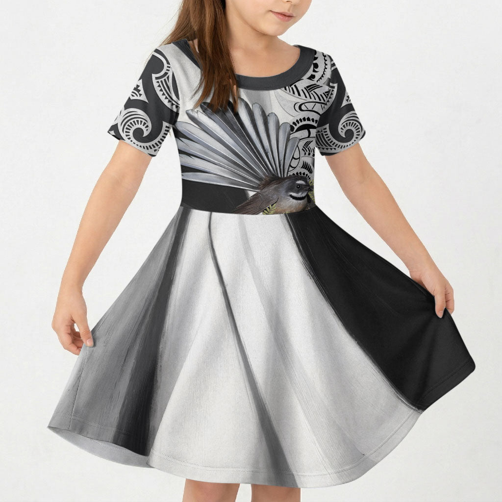 New Zealand Fantail Bird Kid Short Sleeve Dress Maori Piwakawaka Kowhai Maori Pattern LT22 KID Grey - Polynesian Pride