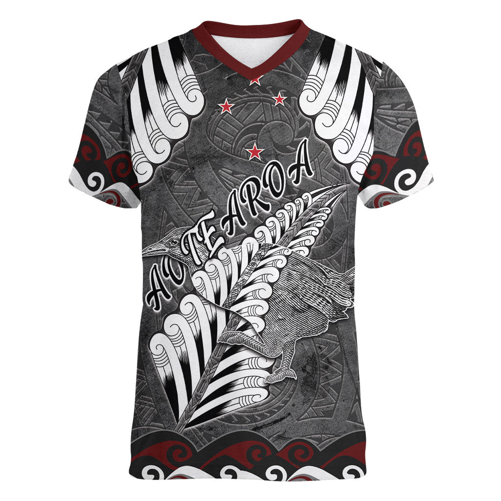 New Zealand Weka Personalised Women V-Neck T-Shirt Aotearoa Hen Silver Fern Maori Pattern LT22 Female Black - Polynesian Pride