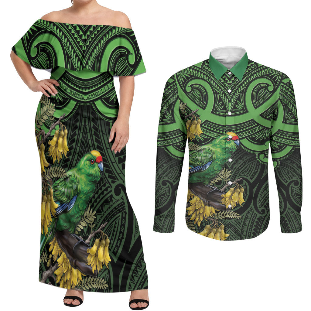 New Zealand Parakeet Bird Couples Matching Off Shoulder Maxi Dress and Long Sleeve Button Shirt Maori Kakariki Kowhai Maori Pattern LT22 Green - Polynesian Pride