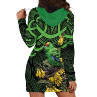 New Zealand Parakeet Bird Hoodie Dress Maori Kakariki Kowhai Maori Pattern
