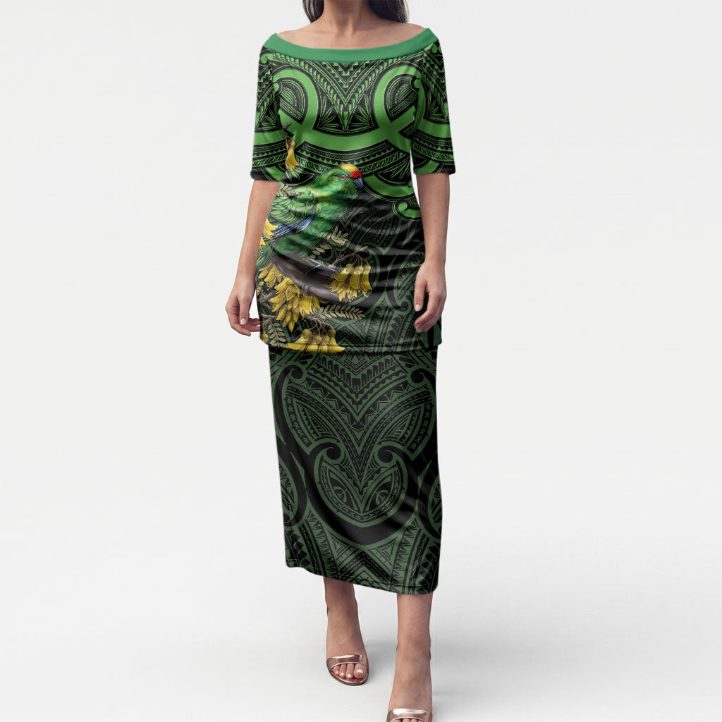 New Zealand Parakeet Bird Puletasi Maori Kakariki Kowhai Maori Pattern LT22 Long Dress Green - Polynesian Pride