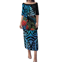Tui Bird Kakabeak New Zealand Family Matching Puletasi and Hawaiian Shirt Clianthus Galaxy Maori Koru Pattern LT22 Mom's Dress Blue - Polynesian Pride