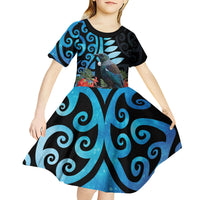 Tui Bird Kakabeak New Zealand Kid Short Sleeve Dress Clianthus Galaxy Maori Koru Pattern LT22 - Polynesian Pride