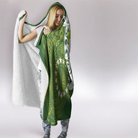 Cook Islands Maori Language Week Hooded Blanket Tiare Maori Kuki Airani Green Pattern LT22 - Polynesian Pride