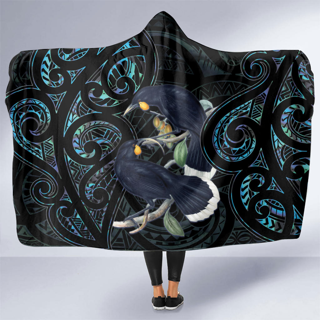 New Zealand Huia Bird Hooded Blanket Paua Shell Maori Pattern LT22 One Size Black - Polynesian Pride