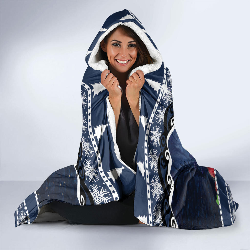 New Zealand Tui Bird Christmas Hooded Blanket Pohutukawa Xmas Tree Meri Kirihimete LT22 - Polynesian Pride