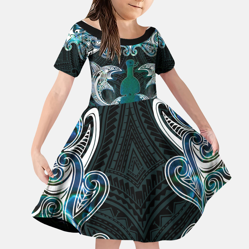 New Zealand Kotiate Weapon Family Matching Off Shoulder Maxi Dress and Hawaiian Shirt Aotearoa Mango Paua Shell Maori Pattern LT22 Daughter's Dress Blue - Polynesian Pride