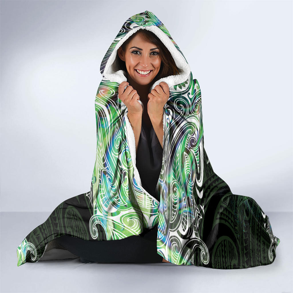 New Zealand Mere Pounamu Weapon Hooded Blanket Aotearoa Mango Paua Shell Maori Pattern LT22 - Polynesian Pride