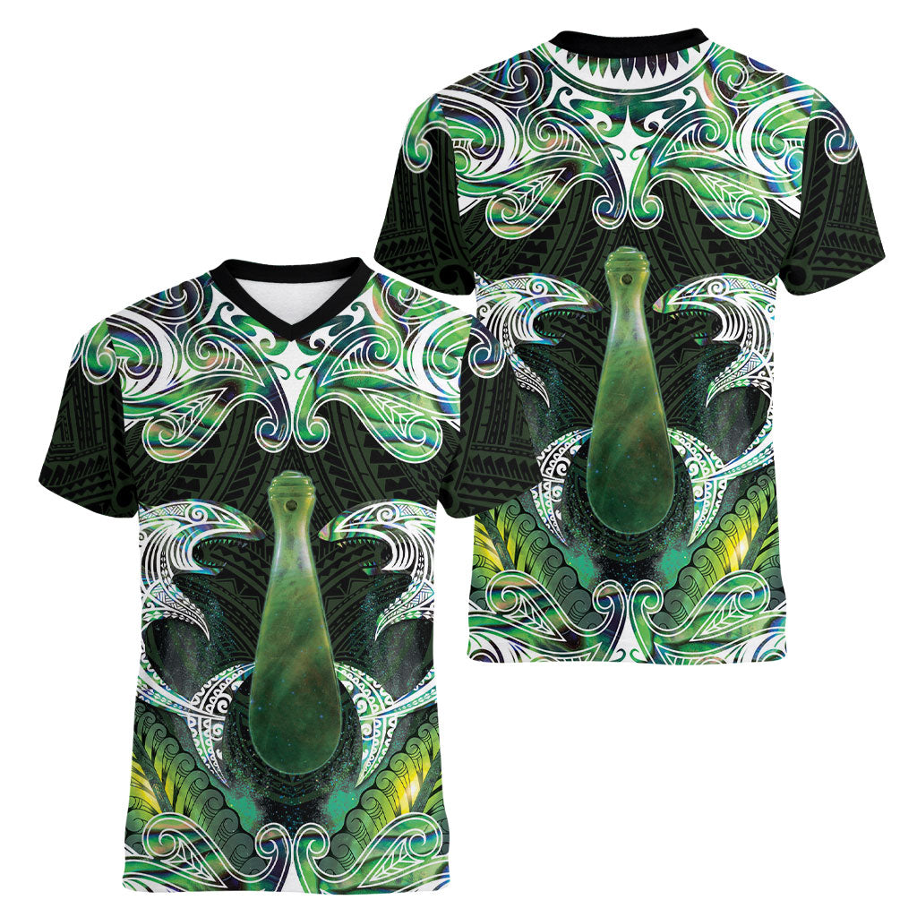 New Zealand Mere Pounamu Weapon Women V-Neck T-Shirt Aotearoa Mango Paua Shell Maori Pattern LT22 - Polynesian Pride