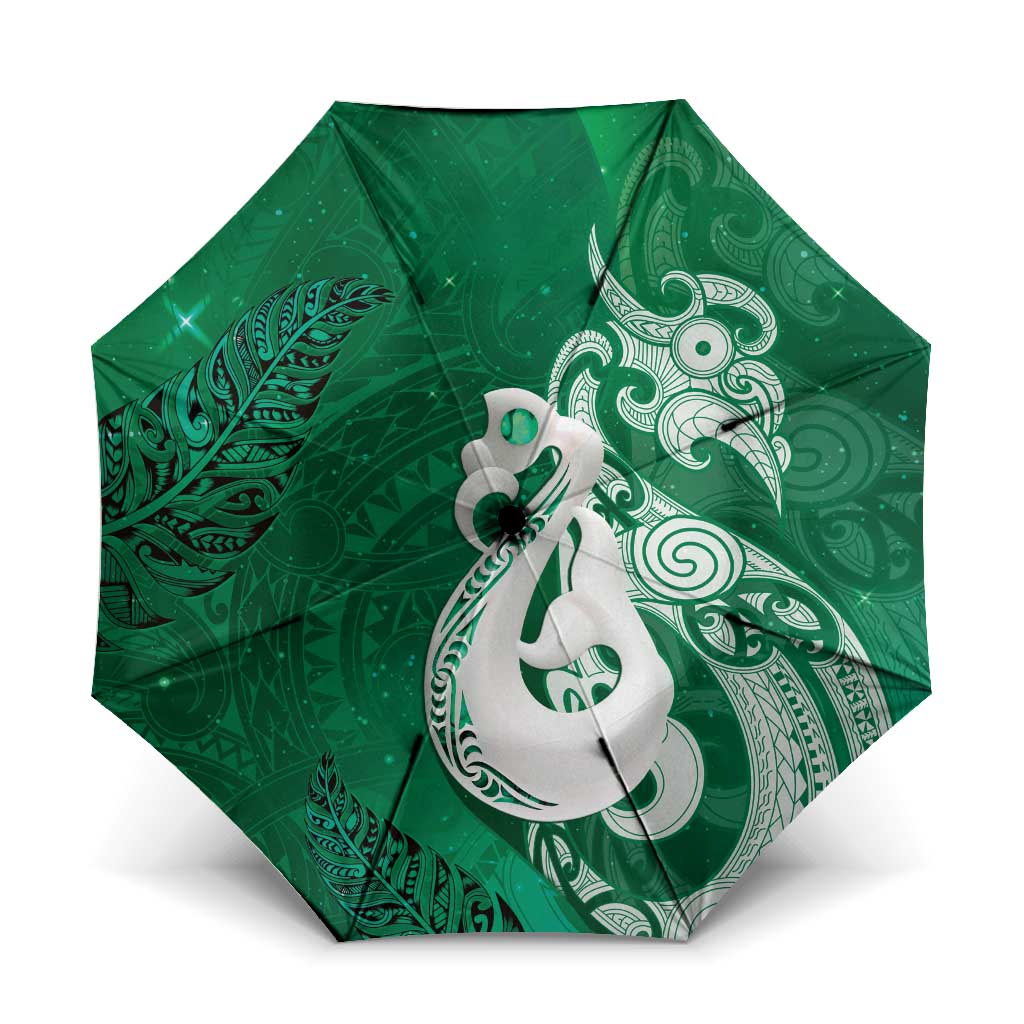 New Zealand Matariki Umbrella Maori Manaia Galaxy Silver Fern Green Color LT22 One Size Folded 11.42 inch Opened Diameter 37.4 inch Green - Polynesian Pride