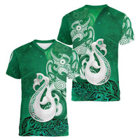 New Zealand Matariki Women V-Neck T-Shirt Maori Manaia Galaxy Silver Fern Green Color LT22 - Polynesian Pride