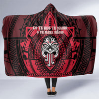 New Zealand Maori Language Week Hooded Blanket Te Wiki O Te Reo Maori Hei Tiki LT22 One Size Red - Polynesian Pride