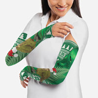 New Zealand Kakapo Christmas In July Arm Sleeves Silver Fern Santa Xmas Green Color LT22 - Polynesian Pride