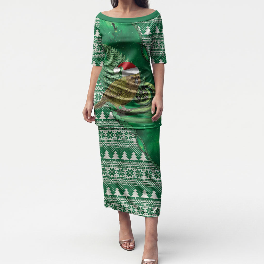 New Zealand Kakapo Christmas In July Puletasi Silver Fern Santa Xmas Green Color LT22 Long Dress Green - Polynesian Pride