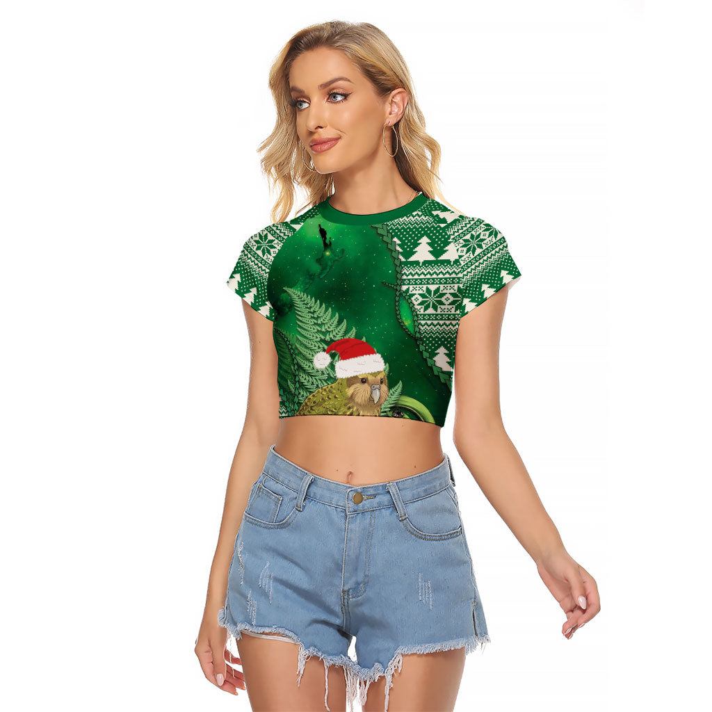 New Zealand Kakapo Christmas In July Raglan Cropped T Shirt Silver Fern Santa Xmas Green Color LT22 Female Green - Polynesian Pride