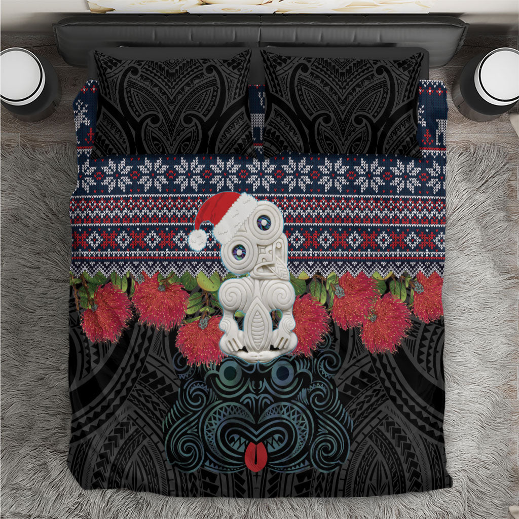 New Zealand Hei Tiki Christmas In July Bedding Set Pohutukawa Santa Xmas Polynesian Pattern