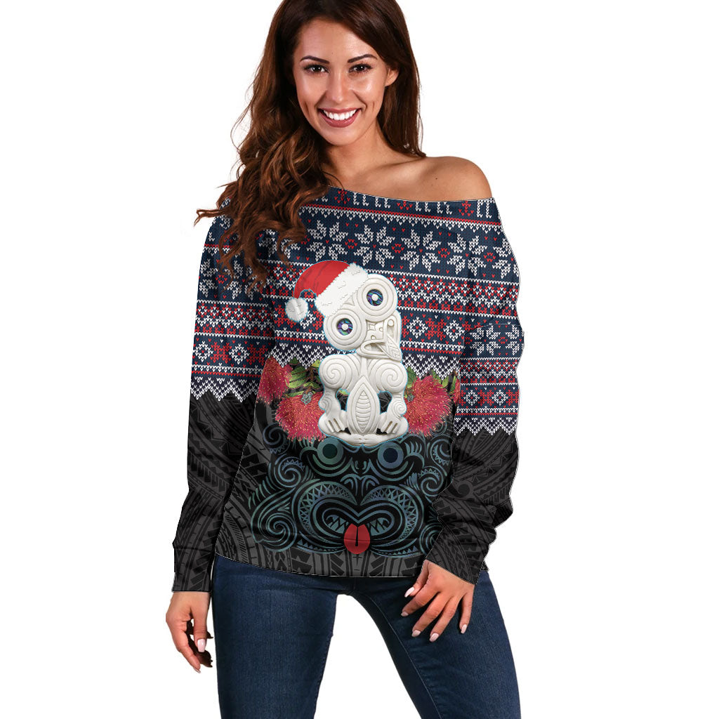 New Zealand Hei Tiki Christmas In July Off Shoulder Sweater Pohutukawa Santa Xmas Polynesian Pattern LT22 Women Black - Polynesian Pride