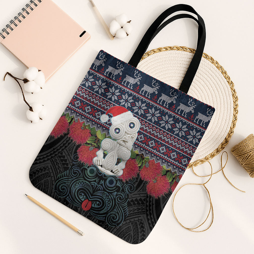 New Zealand Hei Tiki Christmas In July Tote Bag Pohutukawa Santa Xmas Polynesian Pattern LT22 Black Strap One Size Black - Polynesian Pride