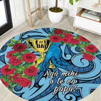 New Zealand Father's Day Round Carpet Best Dad Trophy Red Rose Maori Pattern LT22 Blue - Polynesian Pride
