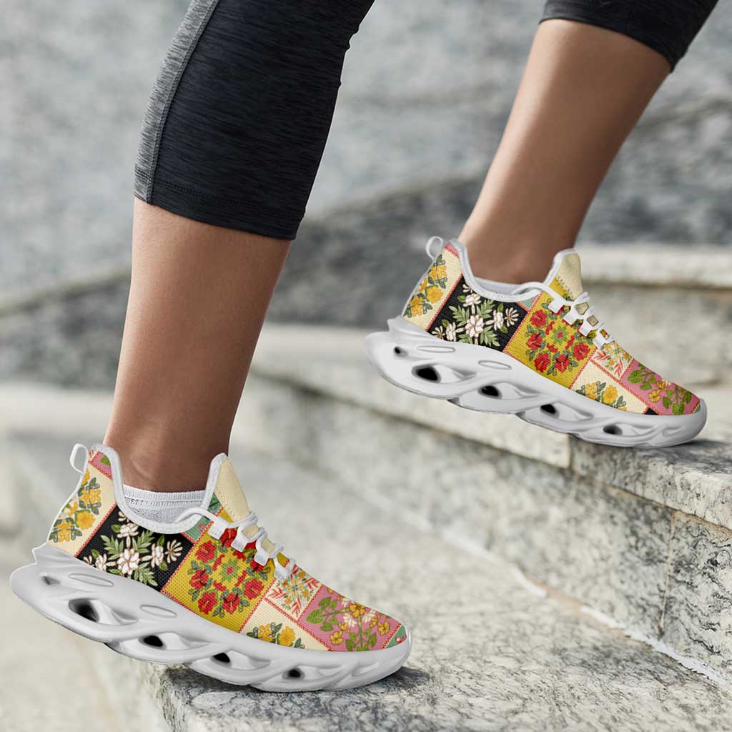 Mele Kalikimaka Hawaii Christmas Clunky Sneakers Melemele Mama Seamless Floral Motif LT9 - Polynesian Pride