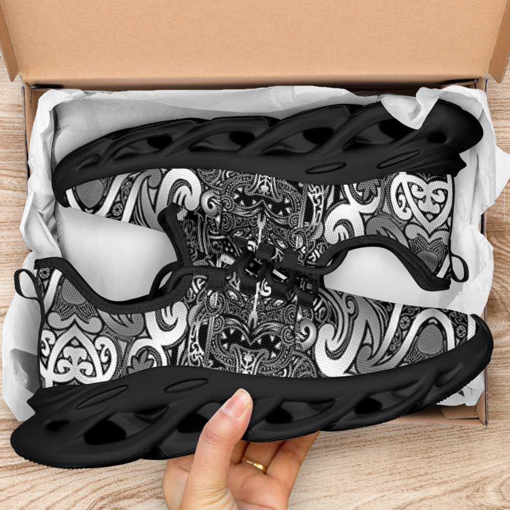 New Zealand Taiaha Maori Clunky Sneakers Kiwikiwi Minimalist Silver Fern Tukutuku Motif LT9 - Polynesian Pride