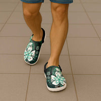 Polynesia Romantic Valentine Clogs Shoes Sea Turtle Couple With Aqua Gradient Plumeria LT05 - Polynesian Pride