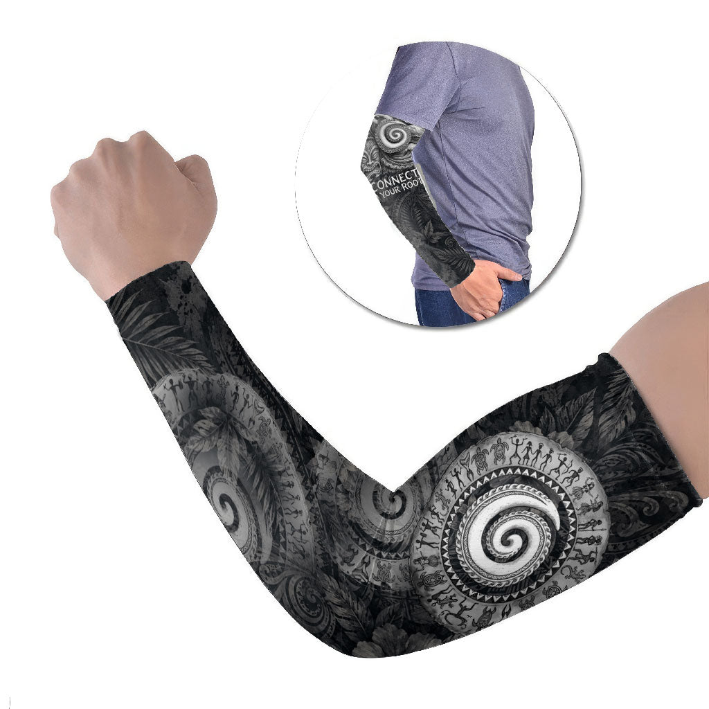 Hawaiian Piko Arm Sleeves Cultural Anchor Connect Your Roots Ocean Waves TS04 Set of 2 Black Grey - Polynesian Pride