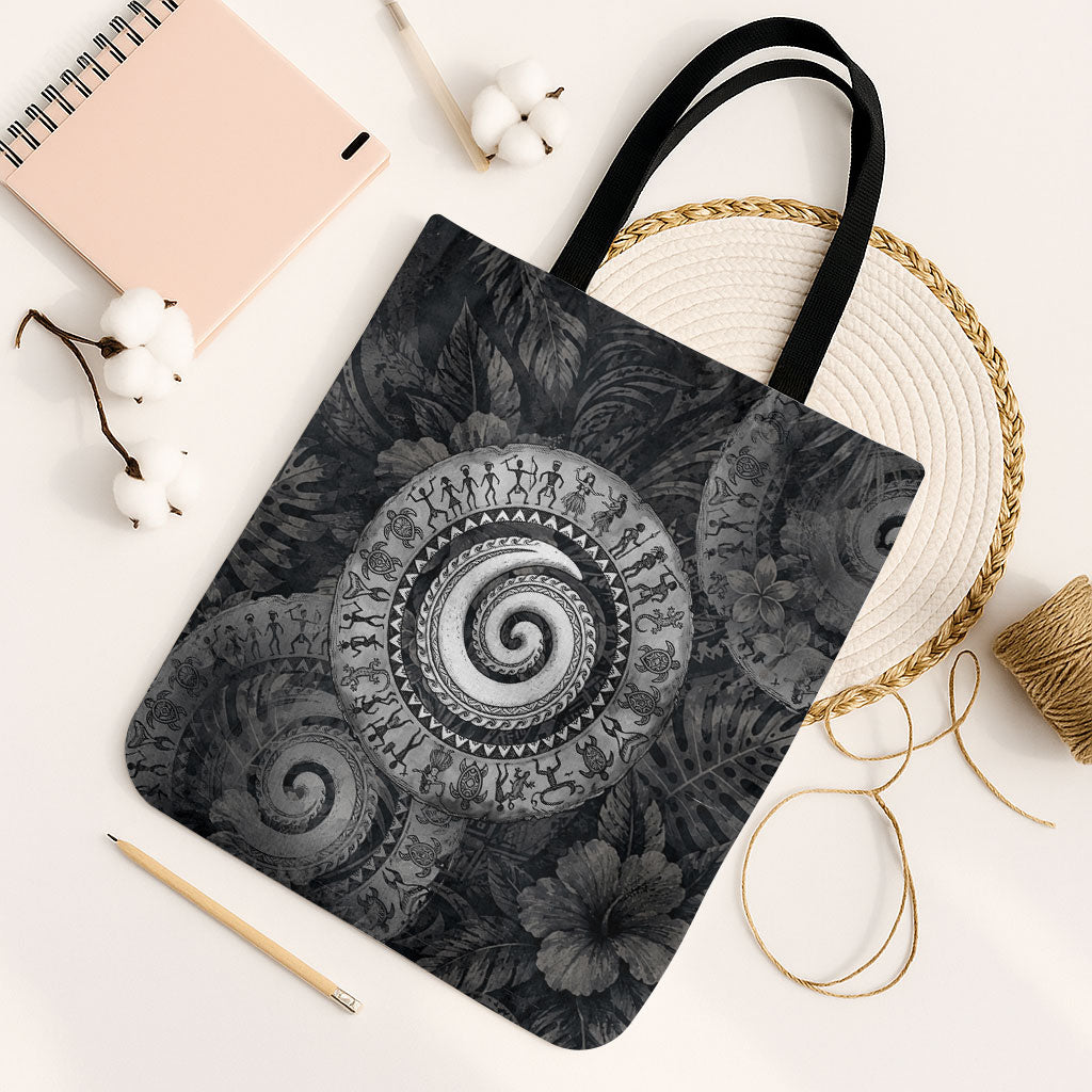 Hawaiian Piko Tote Bag Cultural Anchor Connect Your Roots Ocean Waves TS04 Black Strap One Size Black Grey - Polynesian Pride