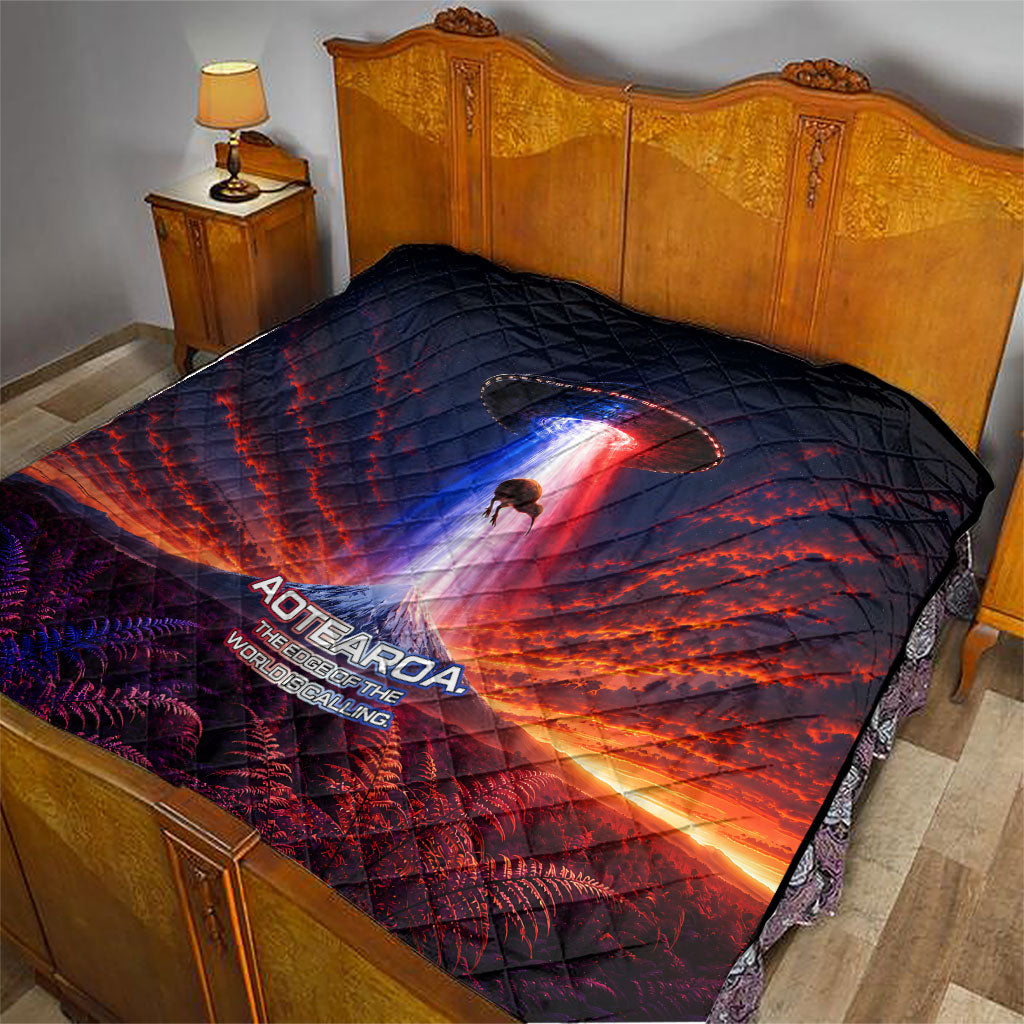 New Zealand Aotearoa Kiwi UFO Quilt Sci-Fi Galaxy Sunset Sky Tower And Mountain TS04 - Polynesian Pride