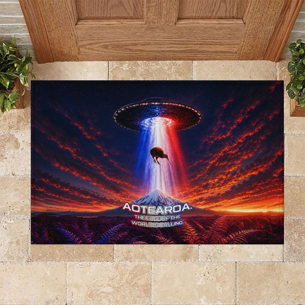 New Zealand Aotearoa Kiwi UFO Rubber Doormat Sci-Fi Galaxy Sunset Sky Tower And Mountain TS04 Blue Red - Polynesian Pride
