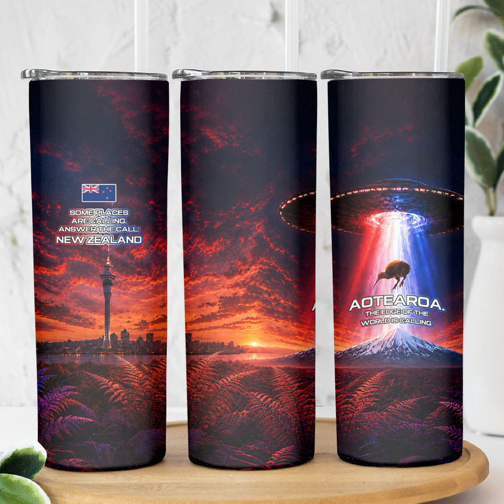 New Zealand Aotearoa Kiwi UFO Skinny Tumbler Sci-Fi Galaxy Sunset Sky Tower And Mountain TS04 - Polynesian Pride