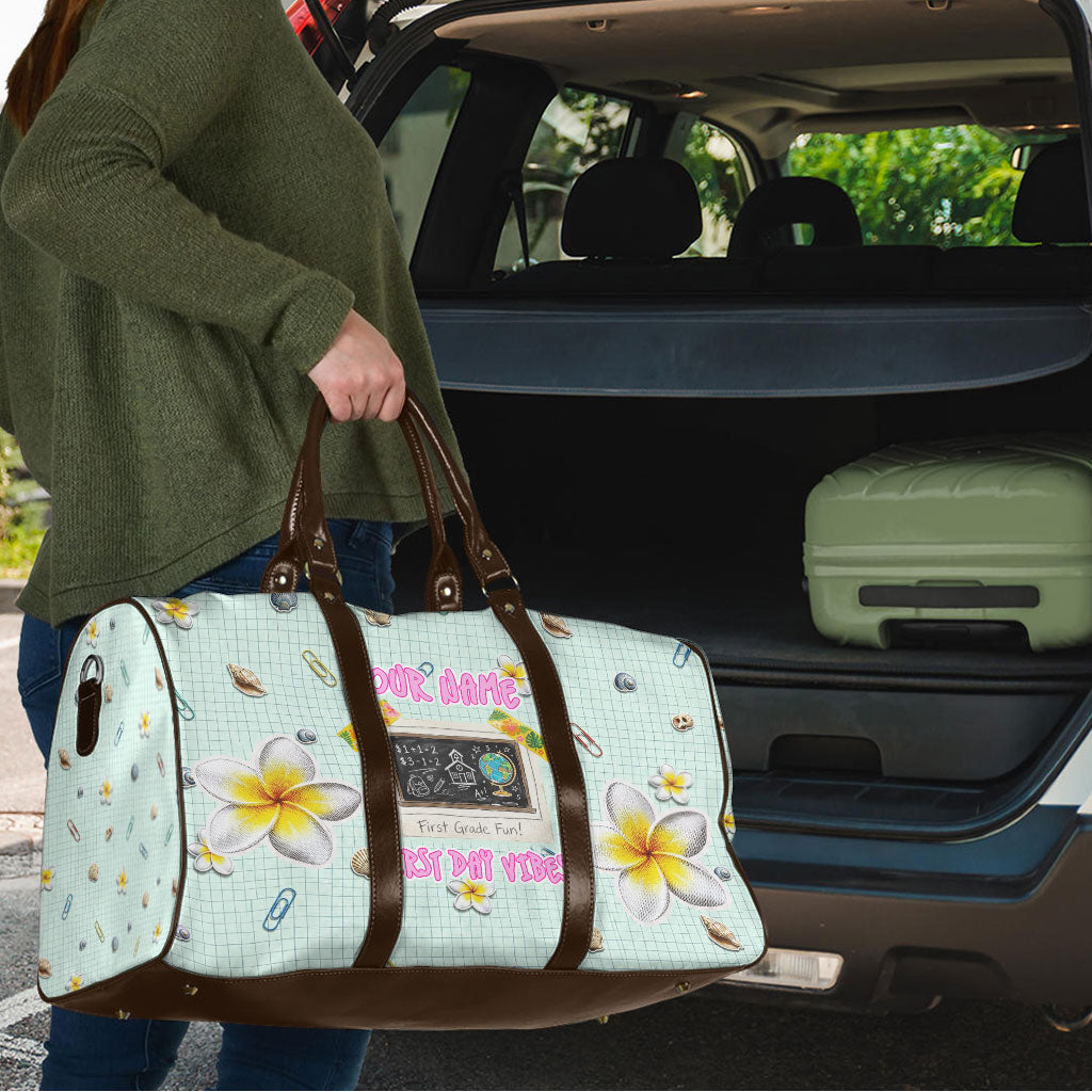 Personalized Hawaii Back To School Dolphin Travel Bag Grid Notebook Background With Dolphin Mascot And Plumeria Flowers TS04 - Polynesian Pride