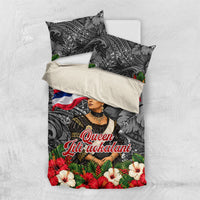 Queen Liliuokalani Hawaiian Flag Bedding Set Polynesian Tribal Pattern And Tropical Hibiscus TS04 US Twin 172cm x 218cm Grey Red - Polynesian Pride
