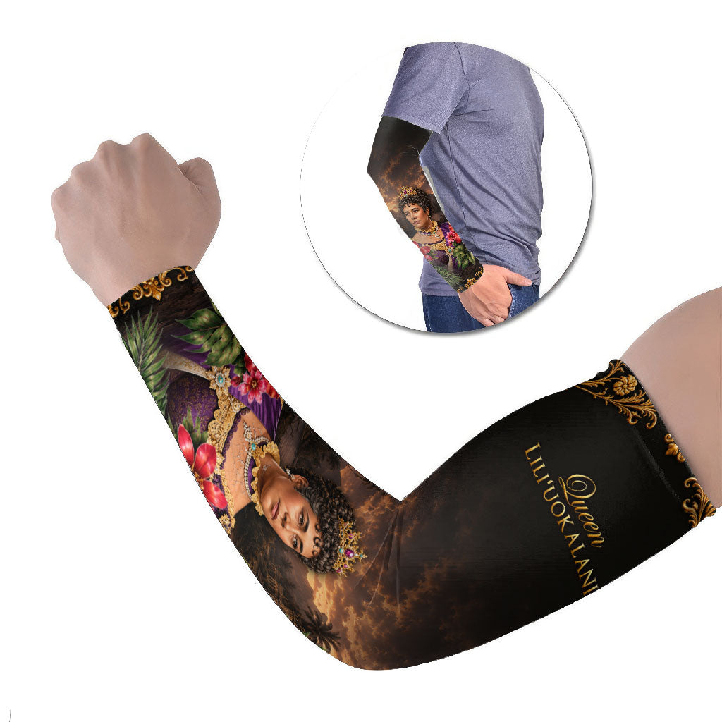 Queen Liliuokalani Hawaii Arm Sleeves Royal Portrait Golden Floral Frame Tropical Hibiscus TS04 Set of 2 Black Gold - Polynesian Pride