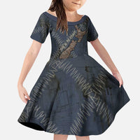 New Zealand She’ll Be Right Family Matching Short Sleeve Bodycon Dress and Hawaiian Shirt NZ Slang No. 8 Wire Map Pattern TS04 Daughter's Dress Navy Slate - Polynesian Pride