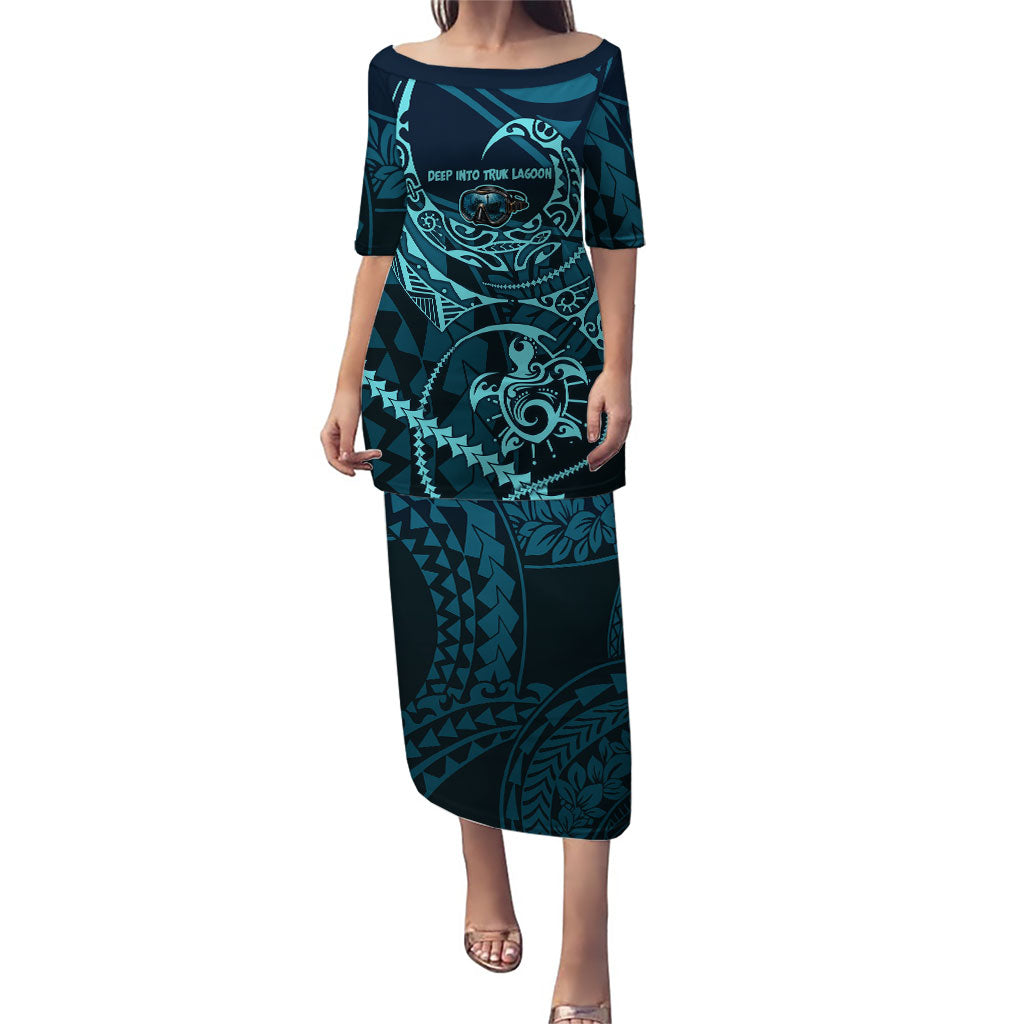 Chuuk Deep Into Truk Lagoon Puletasi Polynesian Tribal Pattern Wreck Diving Teal Ship Art TS04 Long Dress Blue Black - Polynesian Pride