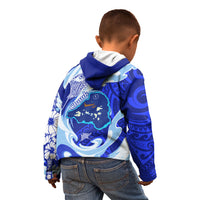 Chuuk Micronesian Roots Kid Hoodie Polynesian Tribal Pattern Hibiscus Flower And Stingray Art TS04 - Polynesian Pride