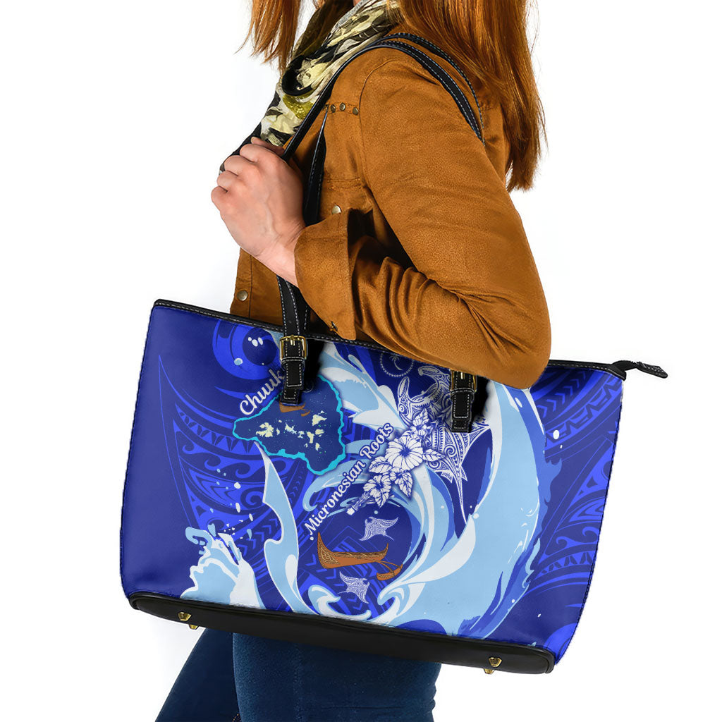 Chuuk Micronesian Roots Leather Tote Bag Polynesian Tribal Pattern Hibiscus Flower And Stingray Art TS04 Blue White - Polynesian Pride
