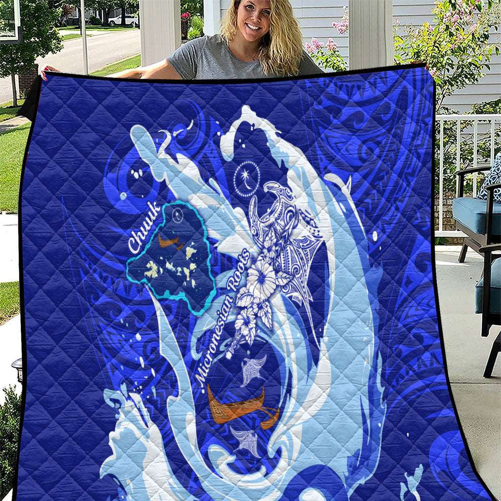 Chuuk Micronesian Roots Quilt Polynesian Tribal Pattern Hibiscus Flower And Stingray Art TS04 Blue White - Polynesian Pride