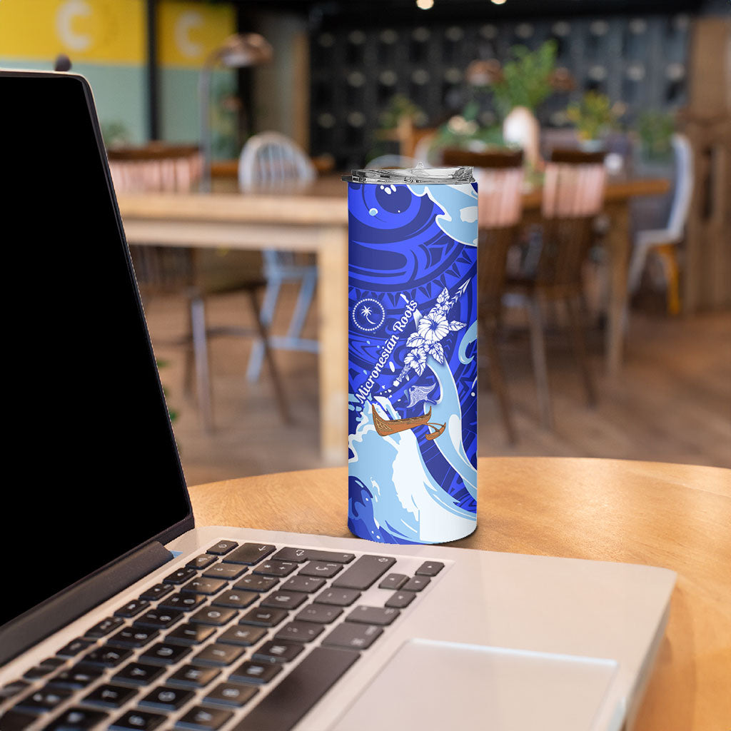 Chuuk Micronesian Roots Skinny Tumbler Polynesian Tribal Pattern Hibiscus Flower And Stingray Art TS04 - Polynesian Pride
